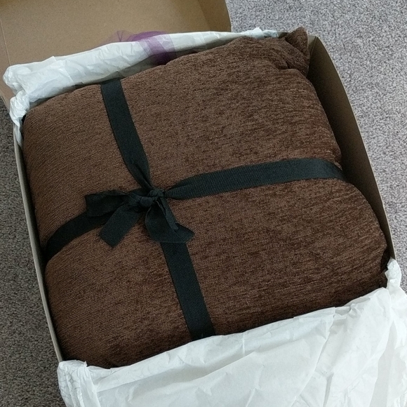 Bed Bath Beyond Accents 2 Pack Chocolate Brown Throw Pillows Poshmark